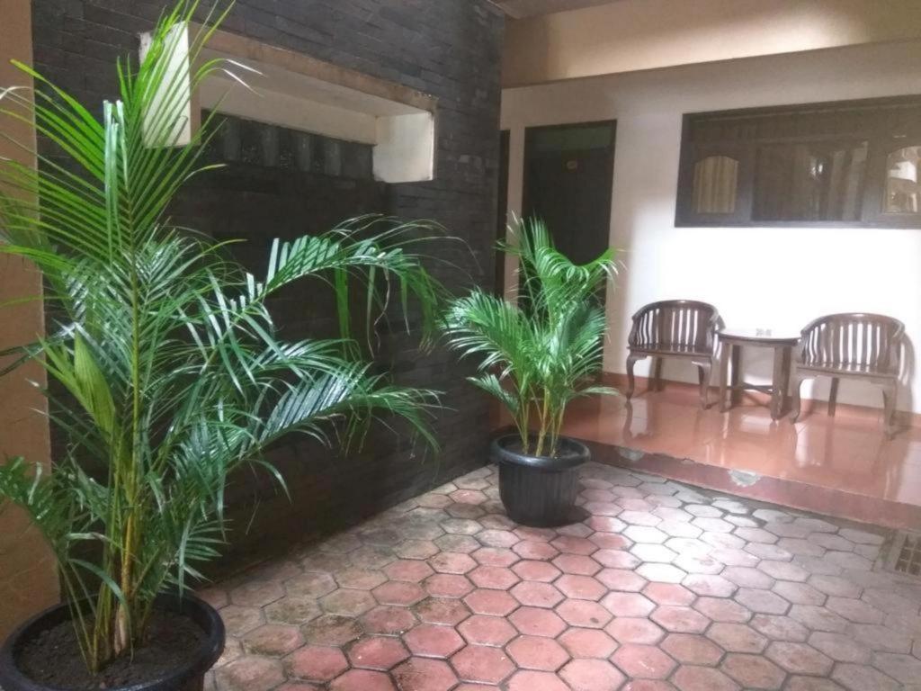 Graha Hotel Sragen Esterno foto